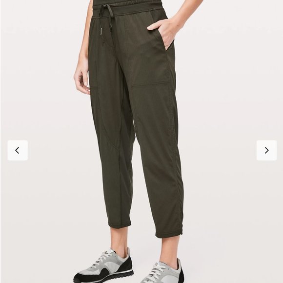 lululemon athletica Pants - lululemon athletica “Dance Studio Crop Pant”